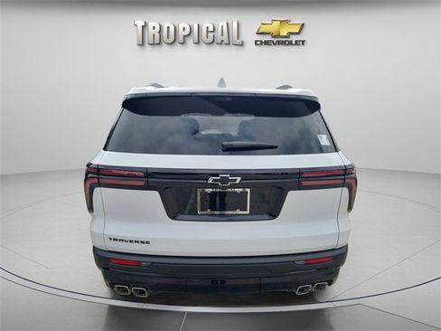 New 2026 Chevrolet Traverse LT w/ Midnight/Sport Edition image 4