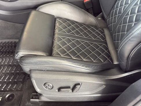 Used 2021 Audi SQ5 Premium Plus w/ Premium Plus Package image 24