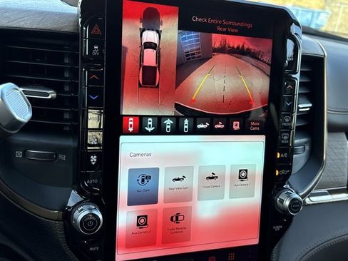 Used 2025 RAM 3500 Longhorn image 41