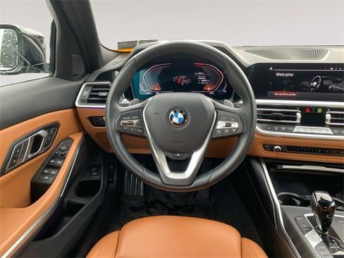Used 2022 BMW 330i xDrive Sedan w/ Driving Assistance Package image 12