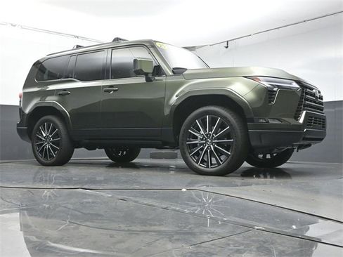 Used 2025 Lexus GX 550 550 Luxury image 41