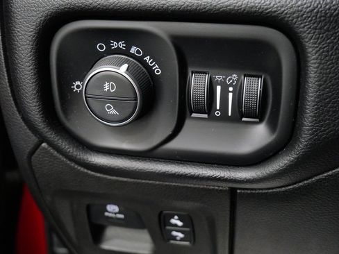 Used 2019 RAM 1500 Rebel w/ Level 2 Equipment Group AWD/4WD image 25