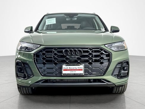 Used 2023 Audi Q5 e Premium Plus w/ Premium Plus Package image 8