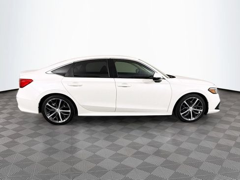 Used 2024 Honda Civic Touring image 8