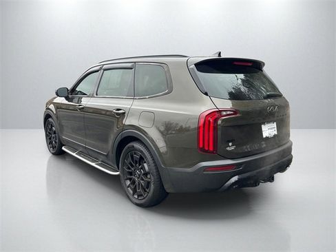 Certified 2022 Kia Telluride EX w/ EX Premium Package image 5