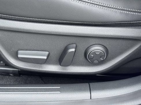 Certified 2026 Genesis G70 2.5T AWD/4WD image 18