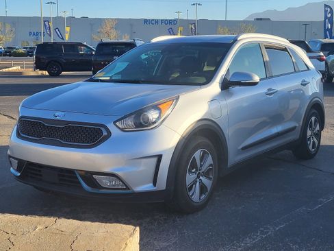 Used 2019 Kia Niro EX image 23