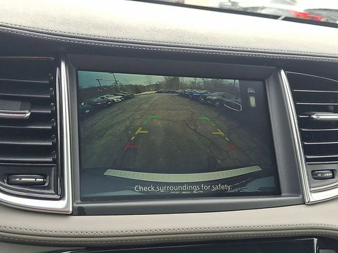 Used 2025 INFINITI QX50 Luxe image 15