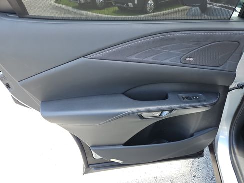 Used 2024 Lexus RX 450h AWD w/ Luxury Package image 28