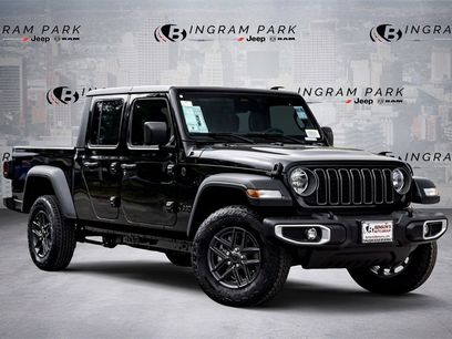 New 2026 Jeep Gladiator Sport