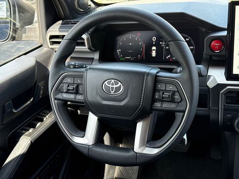 New 2026 Toyota 4Runner TRD Off-Road Premium AWD/4WD image 21