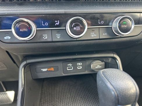 Used 2023 Honda CR-V EX image 13