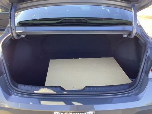 Certified 2025 Hyundai Elantra SEL image 15