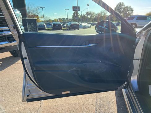 Used 2021 Toyota Camry XSE image 11