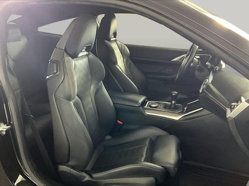 Used 2021 BMW M4 Coupe w/ Executive Package RWD image 9