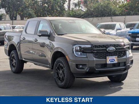 New 2025 Ford Ranger Lariat w/ Black Appearance Package image 7