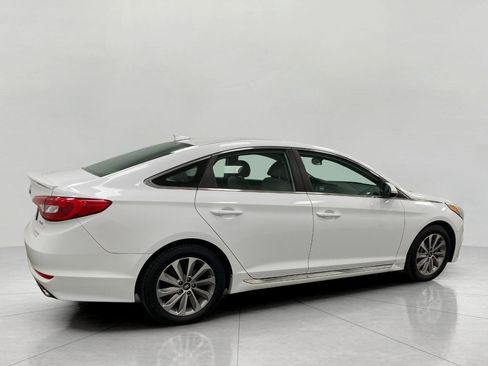 Used 2017 Hyundai Sonata Sport image 3