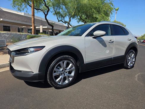 Used 2023 MAZDA CX-30 AWD 2.5 S w/ Select Package image 2