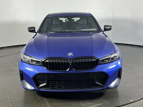 Certified 2023 BMW 330e xDrive image 2