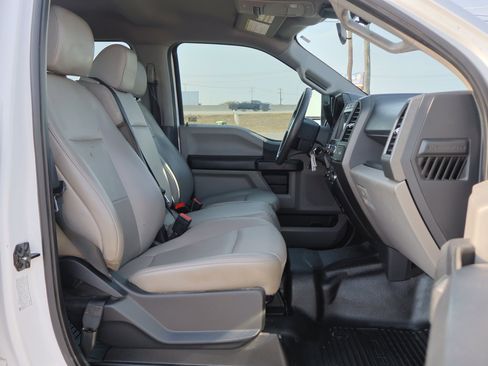 Used 2022 Ford F450 XL w/ Power Equipment Group image 37