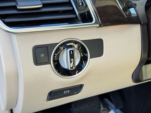 Used 2017 Mercedes-Benz GLE 350 4MATIC image 33