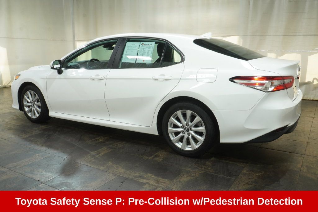Used 2020 Toyota Camry LE FWD image 7