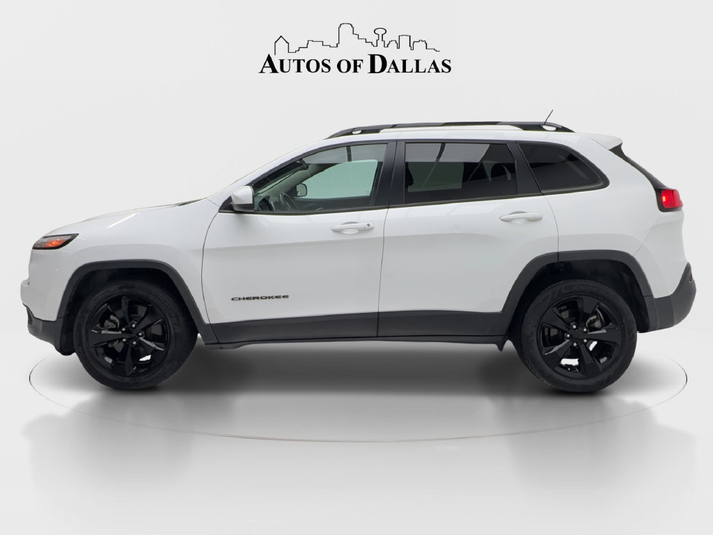 Used 2018 Jeep Cherokee Latitude w/ Altitude Package FWD image 5