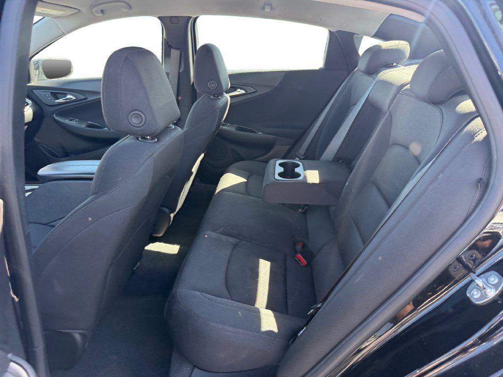 Used 2024 Chevrolet Malibu LT FWD image 19