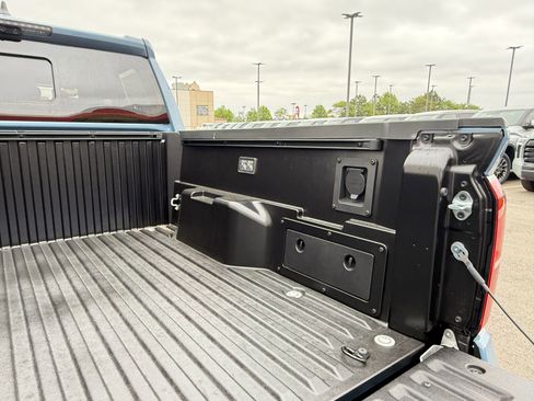 New 2026 Toyota Tacoma Limited AWD/4WD image 41