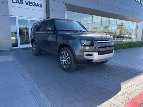 Used 2024 Land Rover Defender 130 S image 3