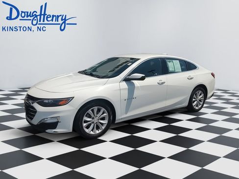 Used 2021 Chevrolet Malibu LT FWD image 1