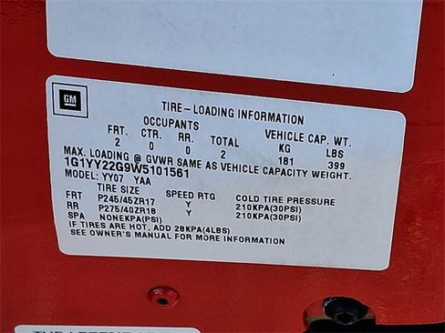 Used 1998 Chevrolet Corvette Coupe w/ Roof Pkg image 30