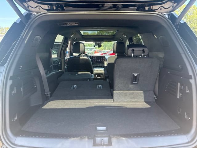 Used 2024 Chevrolet Traverse RS w/ LPO, Floor Liner Package AWD/4WD image 10