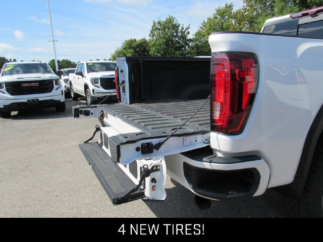 Certified 2023 GMC Sierra 2500 Denali w/ Denali Ultimate Package AWD/4WD image 39