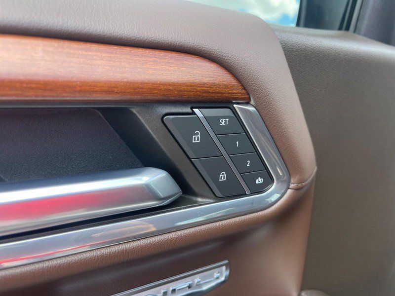 Used 2023 GMC Sierra 1500 Denali AWD/4WD image 23