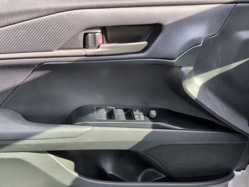 Certified 2025 Toyota Camry SE image 17