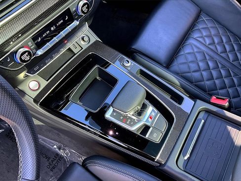 Used 2024 Audi SQ5 Prestige image 18