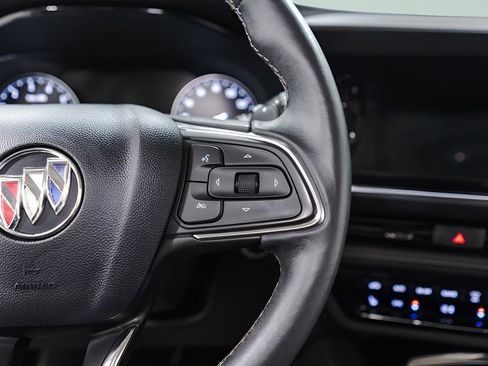 Used 2023 Buick Envision Essence image 11