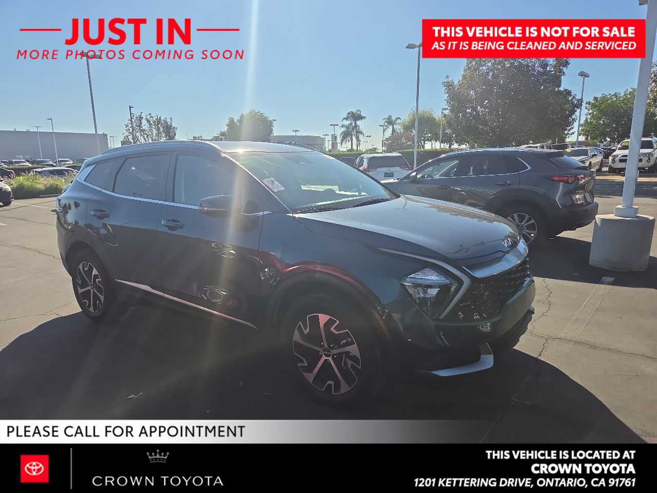 Used 2023 Kia Sportage EX AWD/4WD image 4