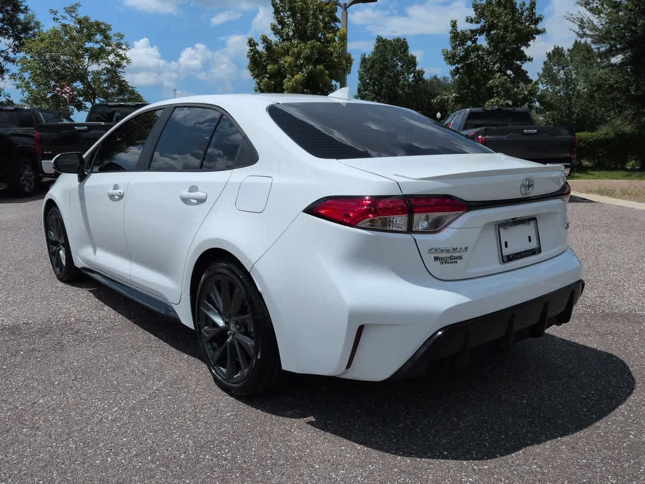 Certified 2026 Toyota Corolla SE FWD image 4