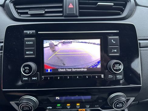 Used 2020 Honda CR-V LX image 17