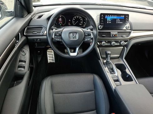 Used 2021 Honda Accord Sport image 16