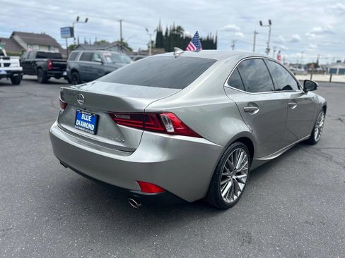 Used 2014 Lexus IS 250 w/ Navigation Package RWD image 6