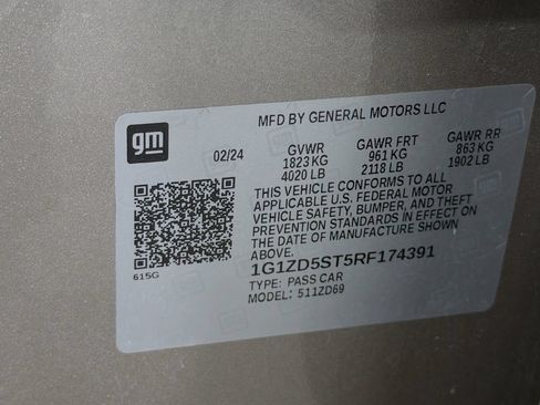 Used 2024 Chevrolet Malibu LT FWD image 37