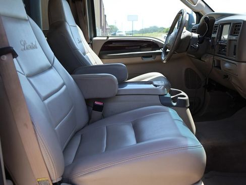 Used 2004 Ford Excursion Limited AWD/4WD image 38