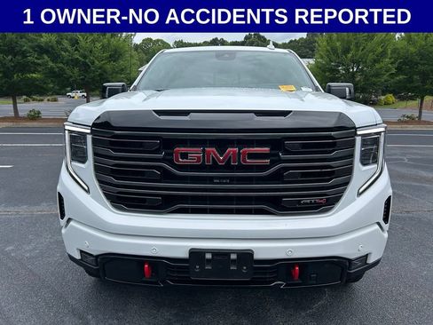 Used 2025 GMC Sierra 1500 AT4 w/ AT4 Premium Package AWD/4WD image 13