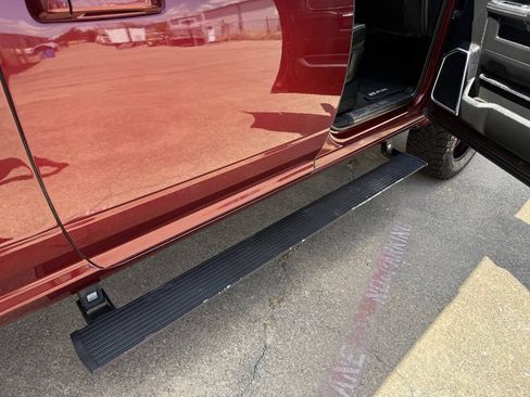 Used 2019 RAM 2500 Laramie AWD/4WD image 27