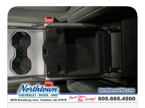 Used 2024 Jeep Grand Cherokee L Laredo AWD/4WD image 26