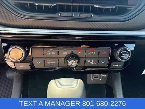 New 2026 Jeep Compass Trailhawk w/ Sun, Sound & Navigation Group AWD/4WD image 23