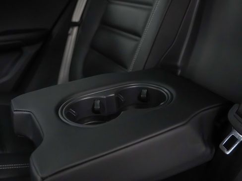 New 2026 Porsche Macan S image 19